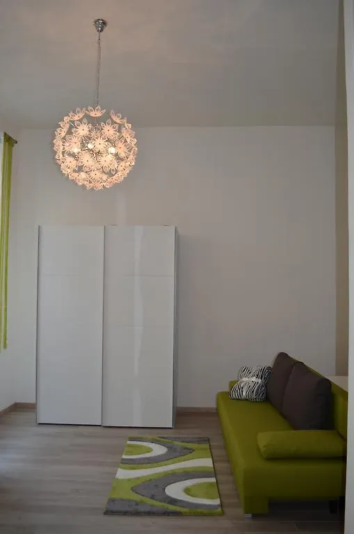 Elegant Apartment Westbahnhof Austria